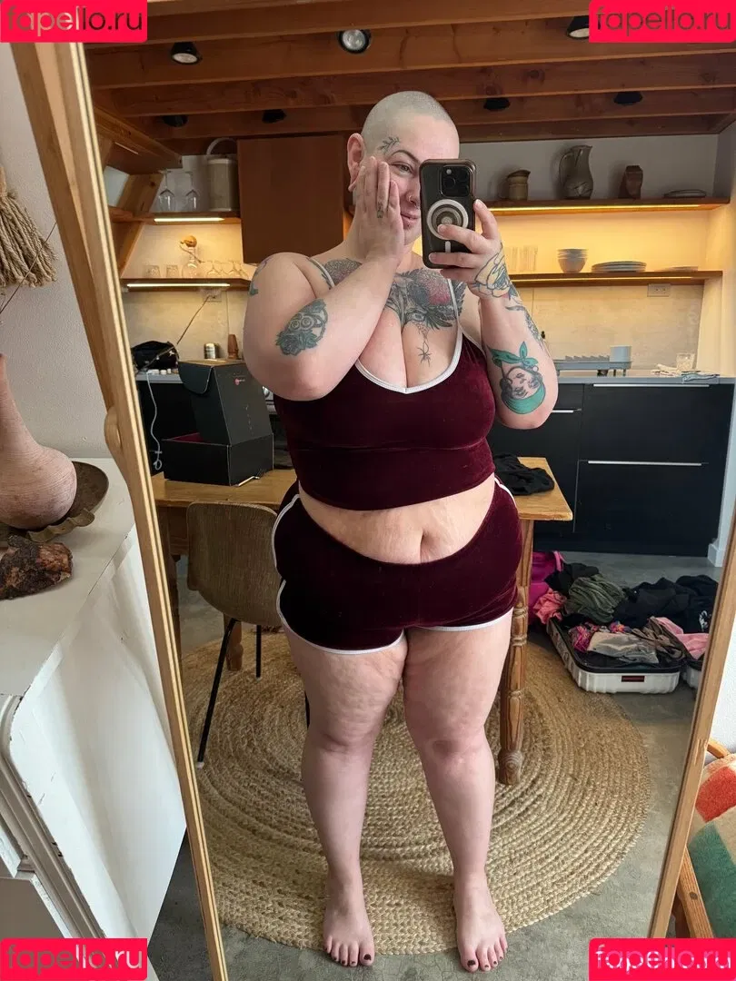 sugarsweetmeatpie / sugarsweettiee Onlyfans Photo Gallery 