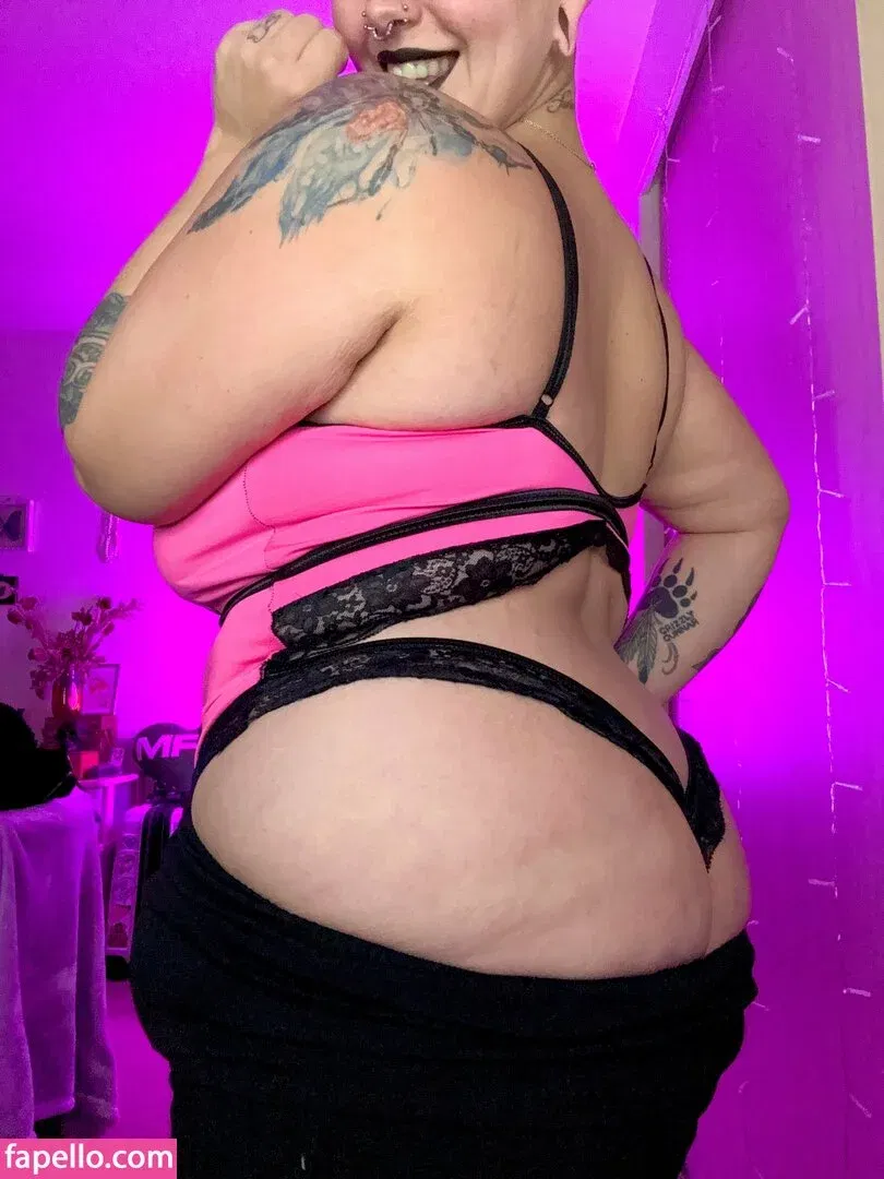 sugarsweetmeatpie / sugarsweettiee Onlyfans Photo Gallery 