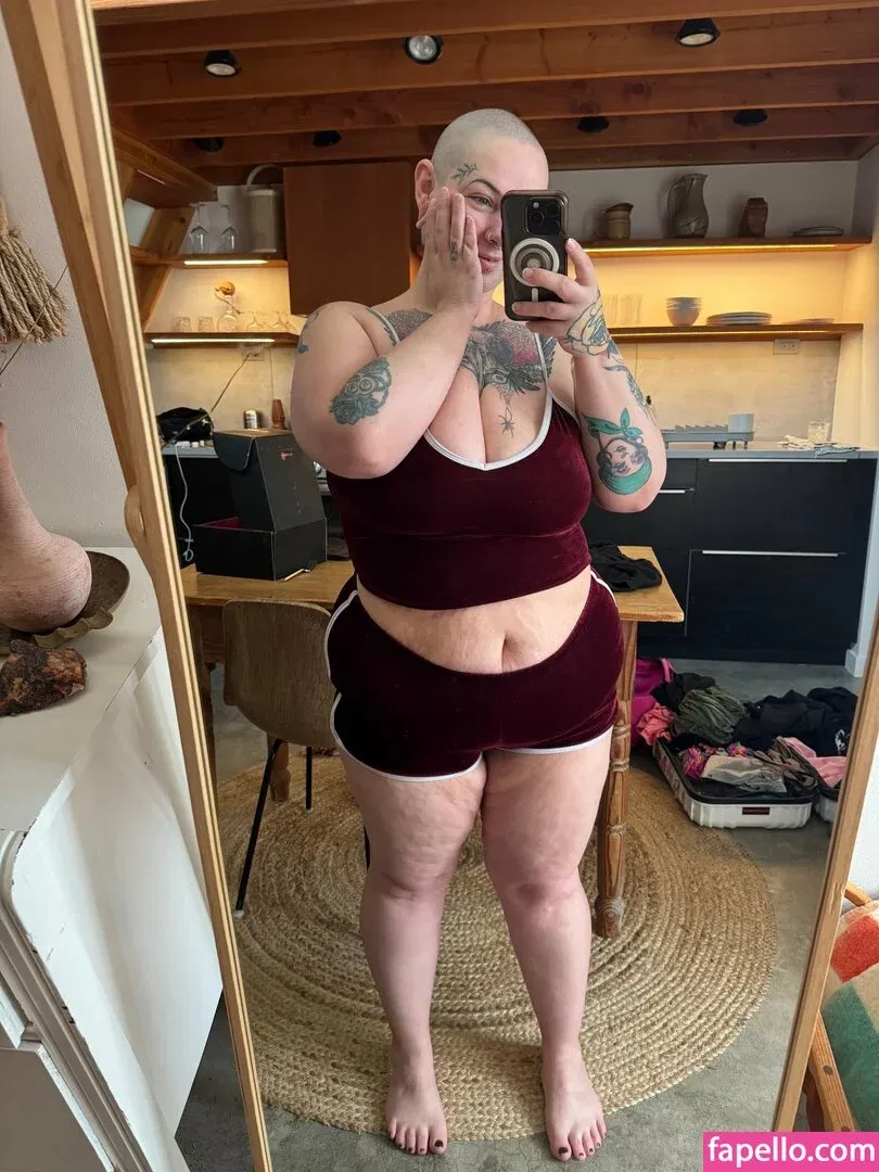 sugarsweetmeatpie / sugarsweettiee Onlyfans Photo Gallery 