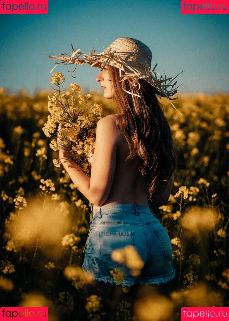 Isa._belle._ / ibmruth / isa.belle.___ / isaruth Onlyfans Photo Gallery 