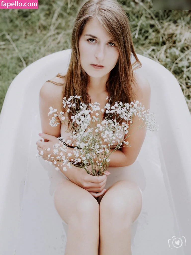 Isa._belle._ / ibmruth / isa.belle.___ / isaruth Onlyfans Photo Gallery 