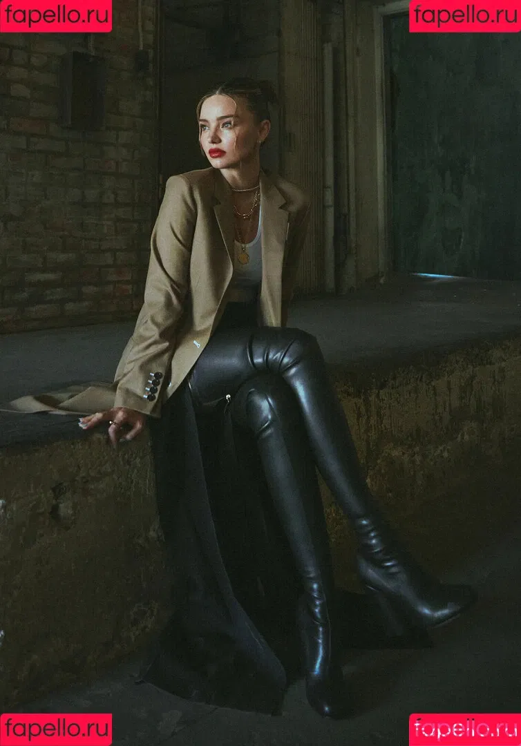 Miranda Kerr / mirandakerr / tsmirandakerr Onlyfans Photo Gallery 