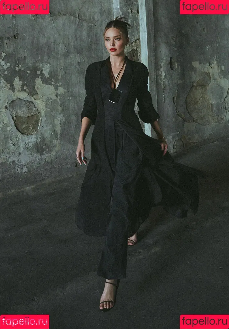 Miranda Kerr / mirandakerr / tsmirandakerr Onlyfans Photo Gallery 