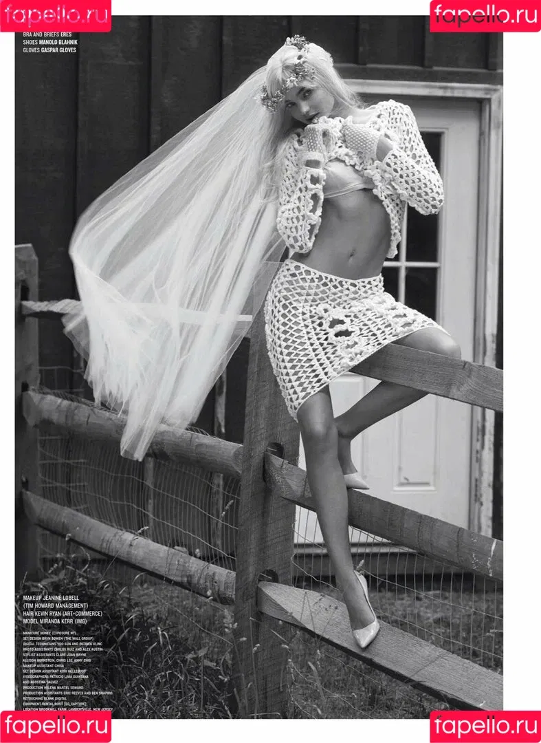 Miranda Kerr / mirandakerr / tsmirandakerr Onlyfans Photo Gallery 