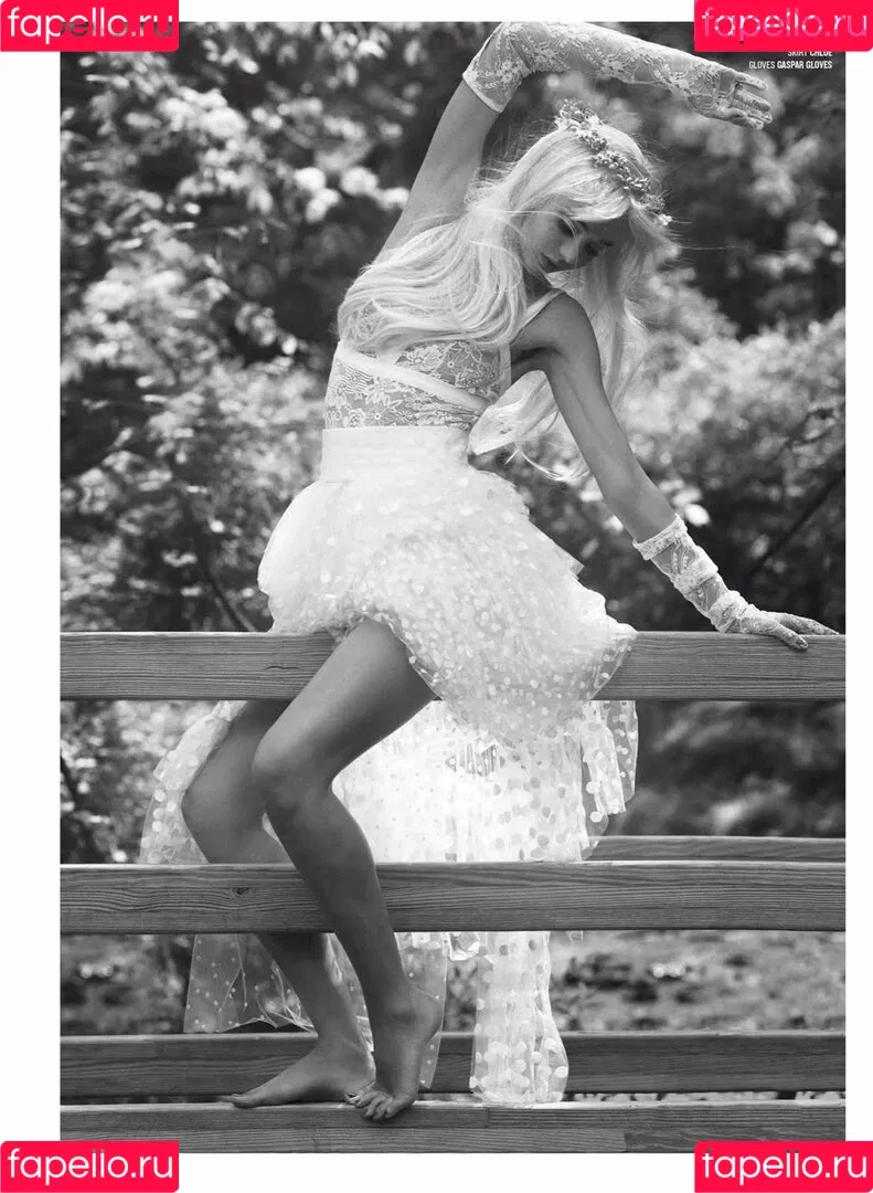 Miranda Kerr / mirandakerr / tsmirandakerr Onlyfans Photo Gallery 