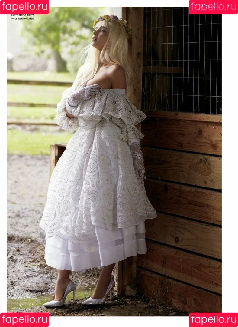 Miranda Kerr / mirandakerr / tsmirandakerr Onlyfans Photo Gallery 