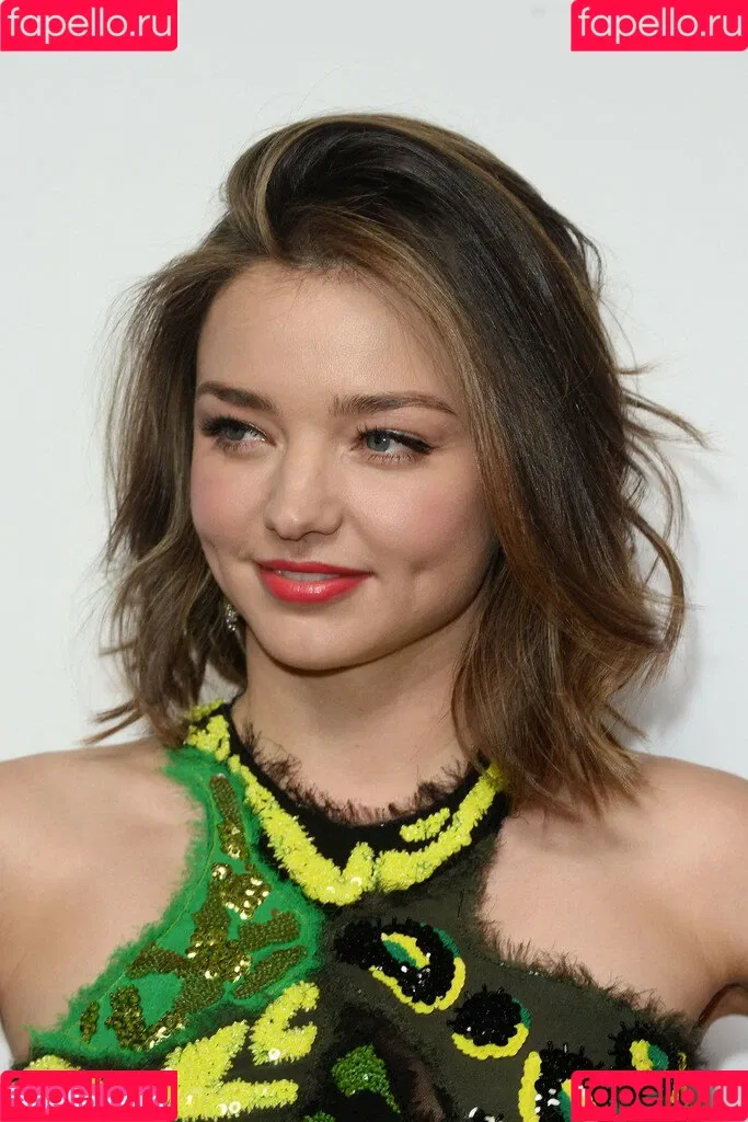 Miranda Kerr / mirandakerr / tsmirandakerr Onlyfans Photo Gallery 