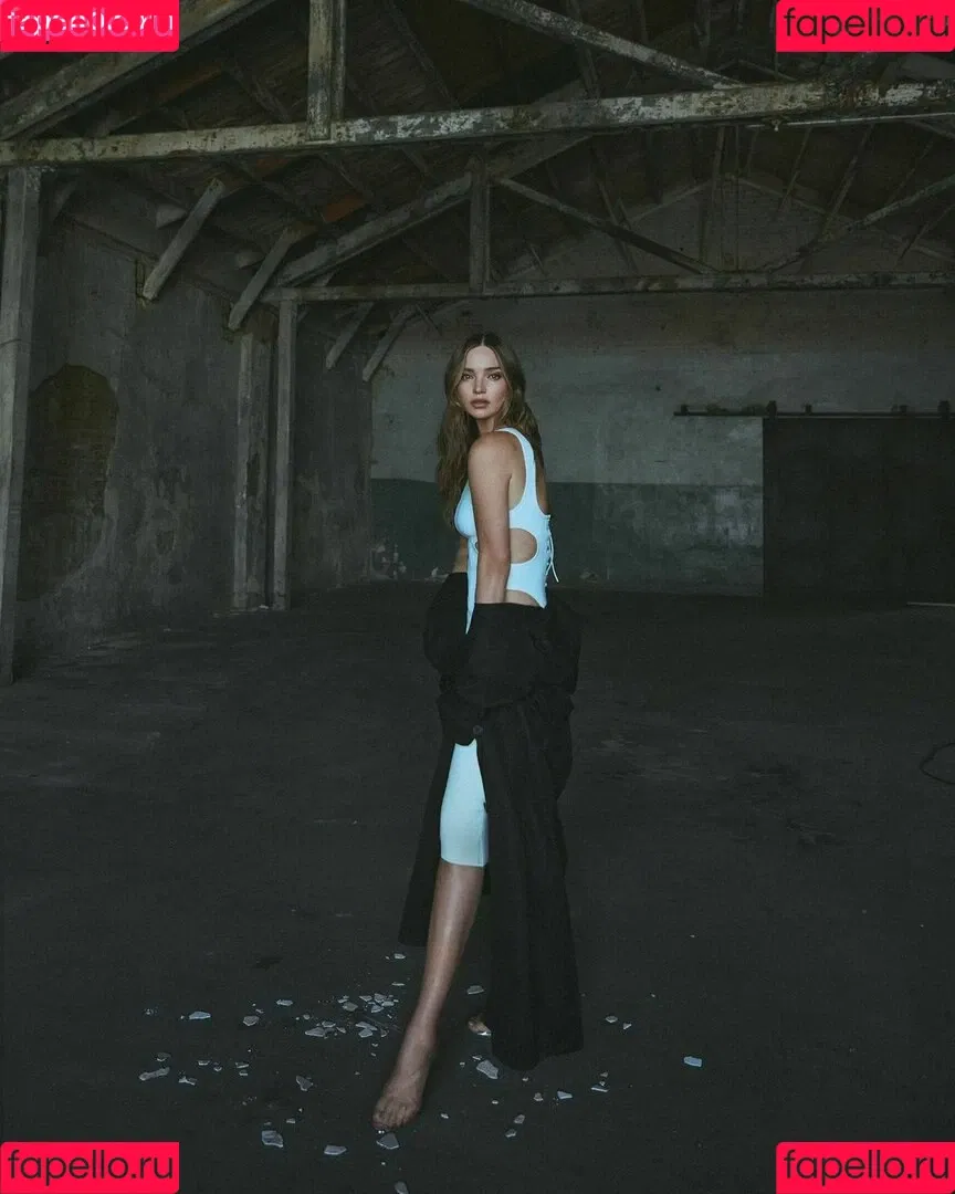 Miranda Kerr / mirandakerr / tsmirandakerr Onlyfans Photo Gallery 