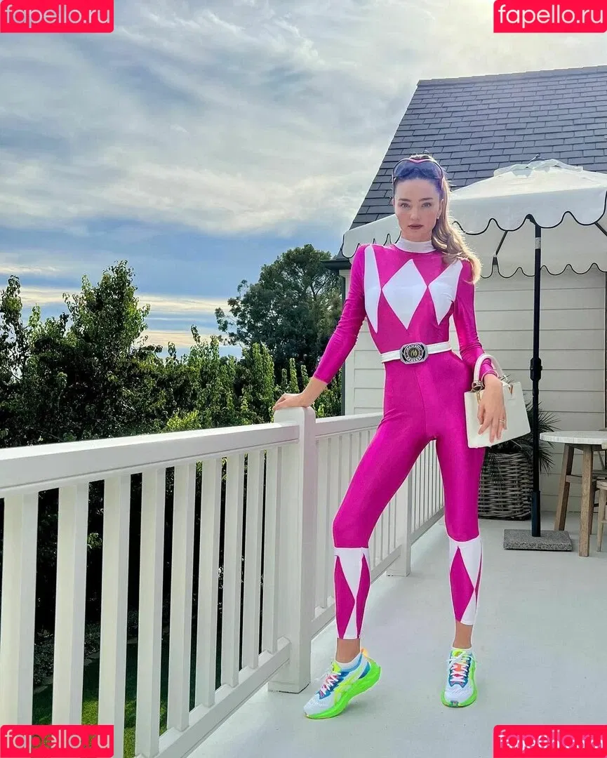 Miranda Kerr / mirandakerr / tsmirandakerr Onlyfans Photo Gallery 