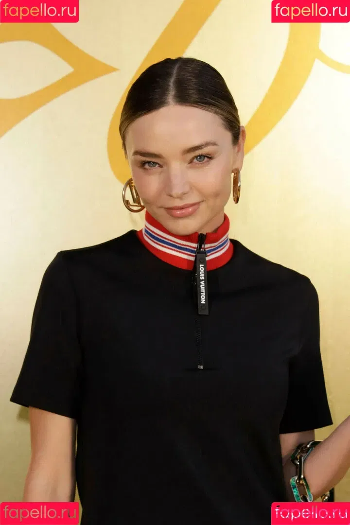 Miranda Kerr / mirandakerr / tsmirandakerr Onlyfans Photo Gallery 