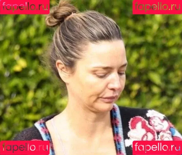 Miranda Kerr / mirandakerr / tsmirandakerr Onlyfans Photo Gallery 