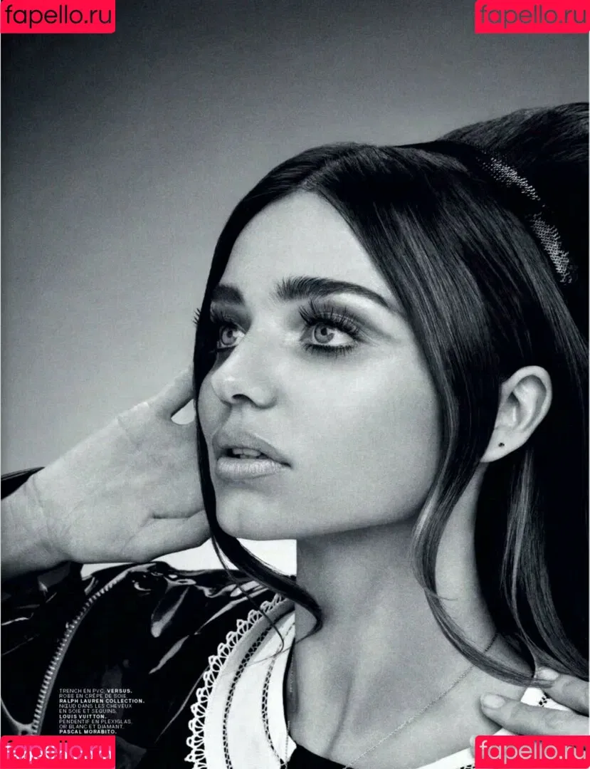 Miranda Kerr / mirandakerr / tsmirandakerr Onlyfans Photo Gallery 