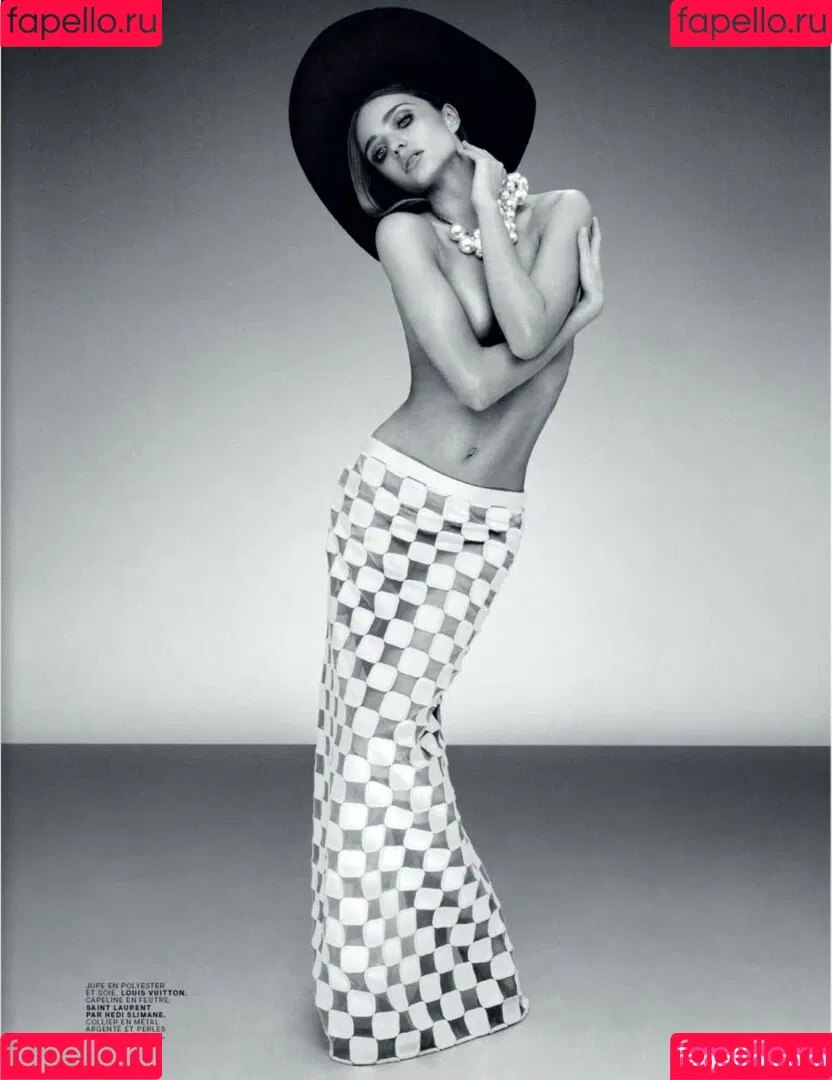 Miranda Kerr / mirandakerr / tsmirandakerr Onlyfans Photo Gallery 