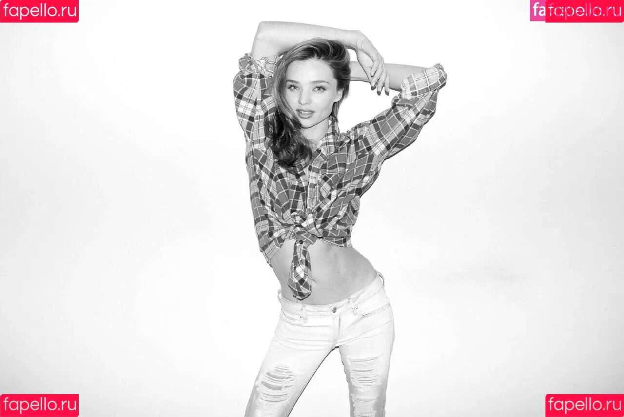 Miranda Kerr / mirandakerr / tsmirandakerr Onlyfans Photo Gallery 