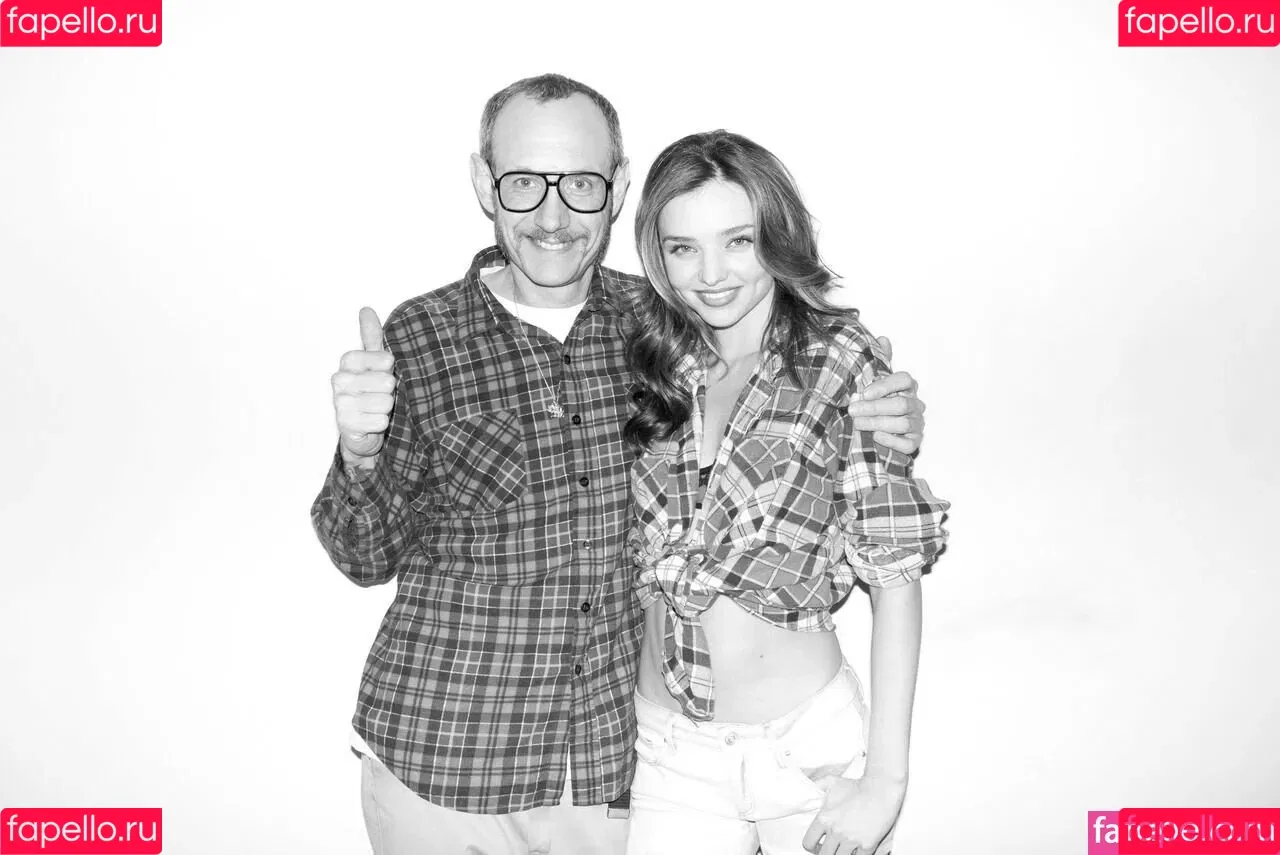 Miranda Kerr / mirandakerr / tsmirandakerr Onlyfans Photo Gallery 