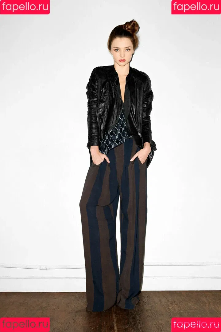 Miranda Kerr / mirandakerr / tsmirandakerr Onlyfans Photo Gallery 