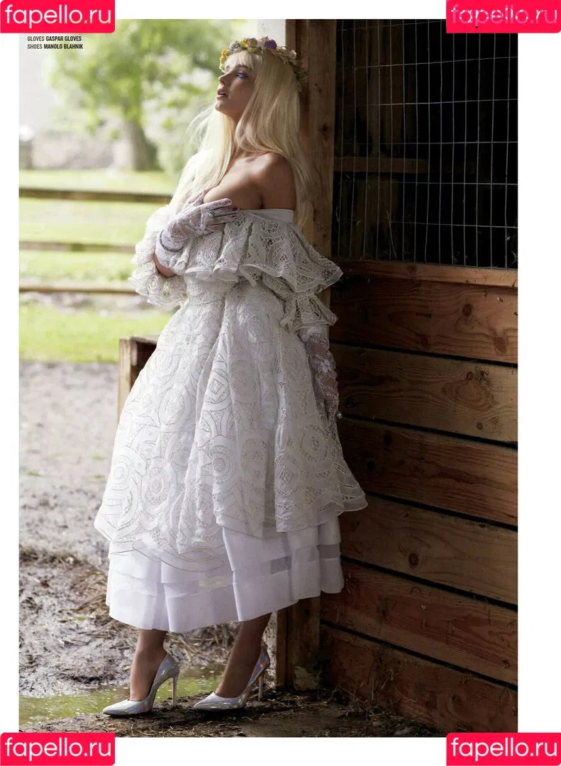 Miranda Kerr / mirandakerr / tsmirandakerr Onlyfans Photo Gallery 