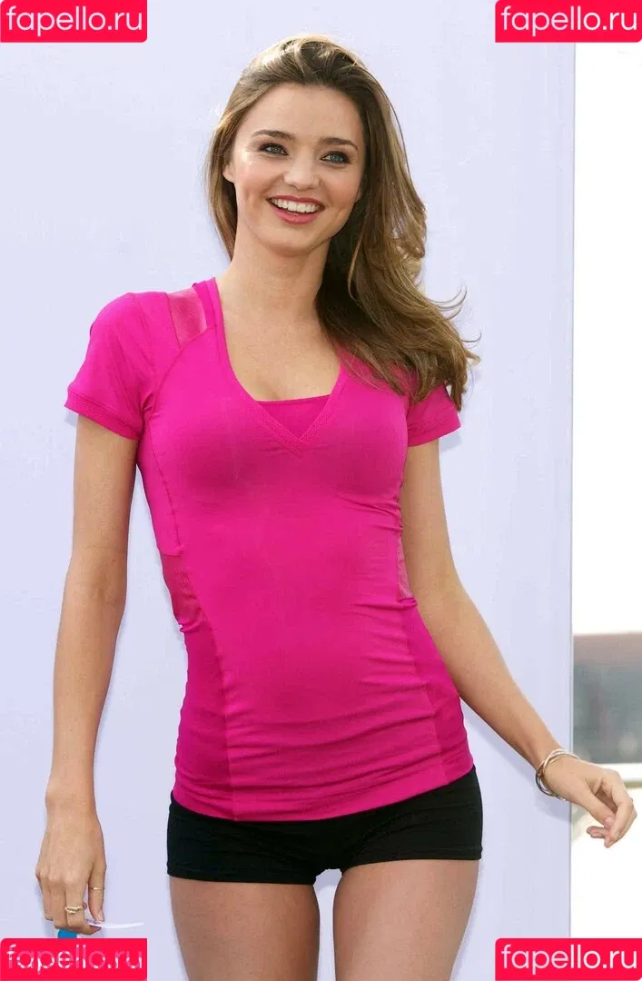 Miranda Kerr / mirandakerr / tsmirandakerr Onlyfans Photo Gallery 