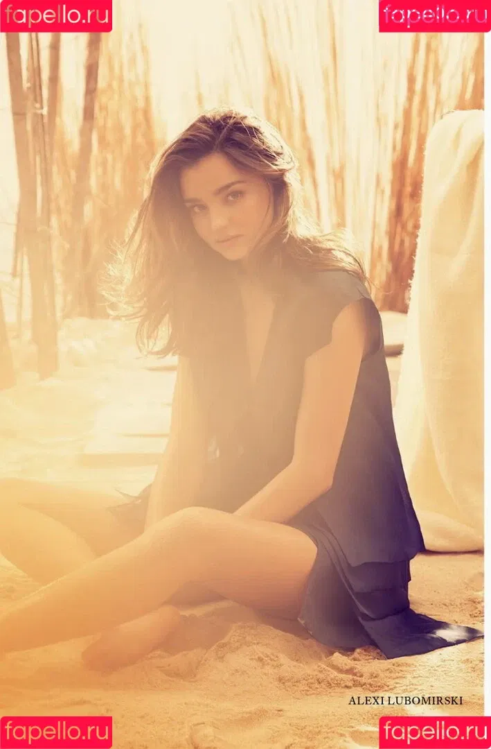 Miranda Kerr / mirandakerr / tsmirandakerr Onlyfans Photo Gallery 