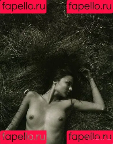 Miranda Kerr / mirandakerr / tsmirandakerr Onlyfans Photo Gallery 