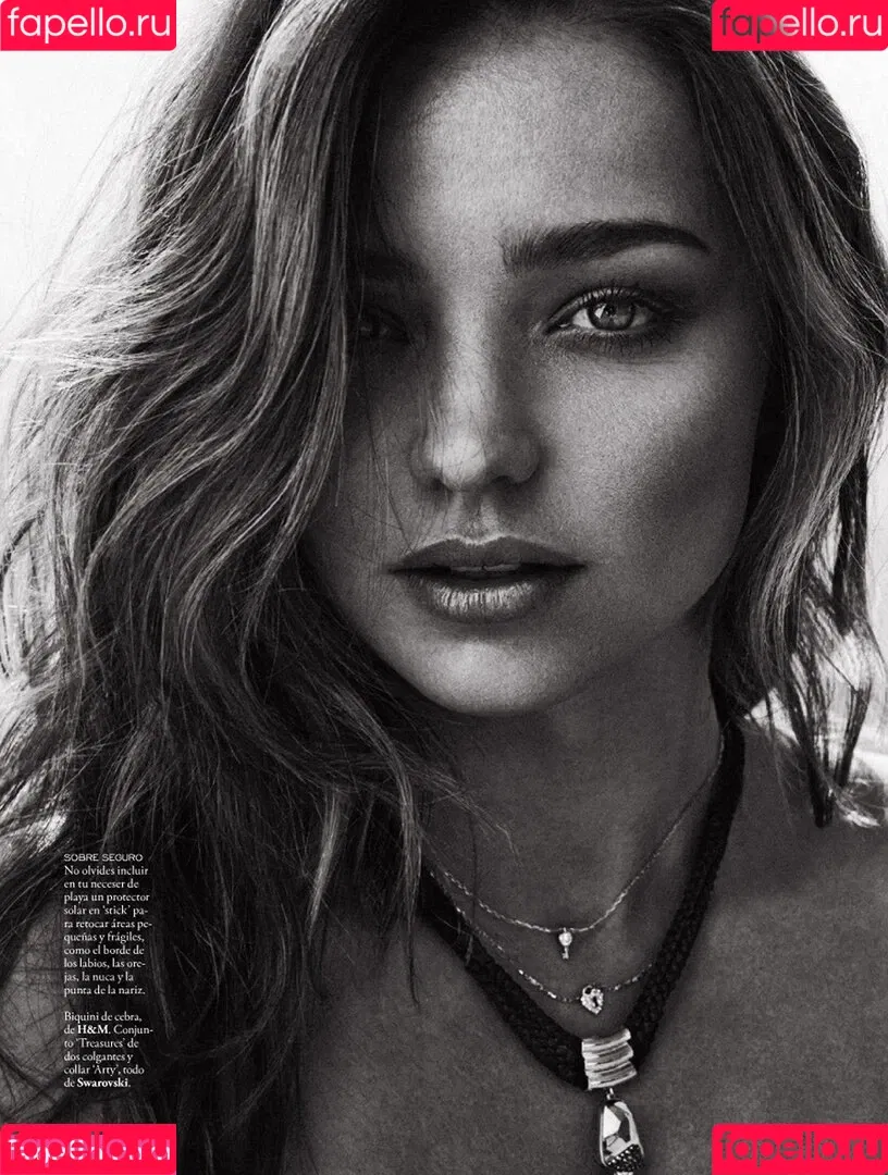 Miranda Kerr / mirandakerr / tsmirandakerr Onlyfans Photo Gallery 