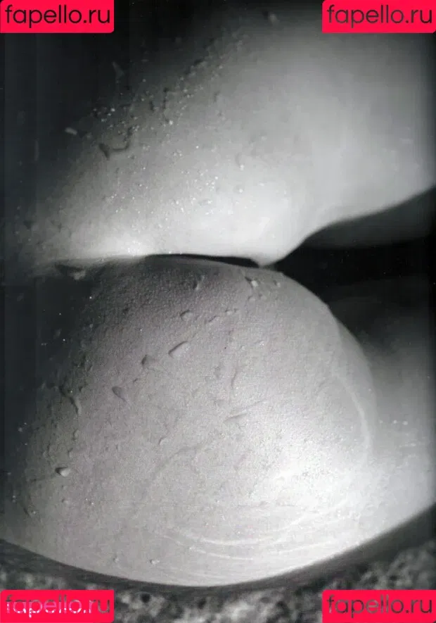 Miranda Kerr / mirandakerr / tsmirandakerr Onlyfans Photo Gallery 