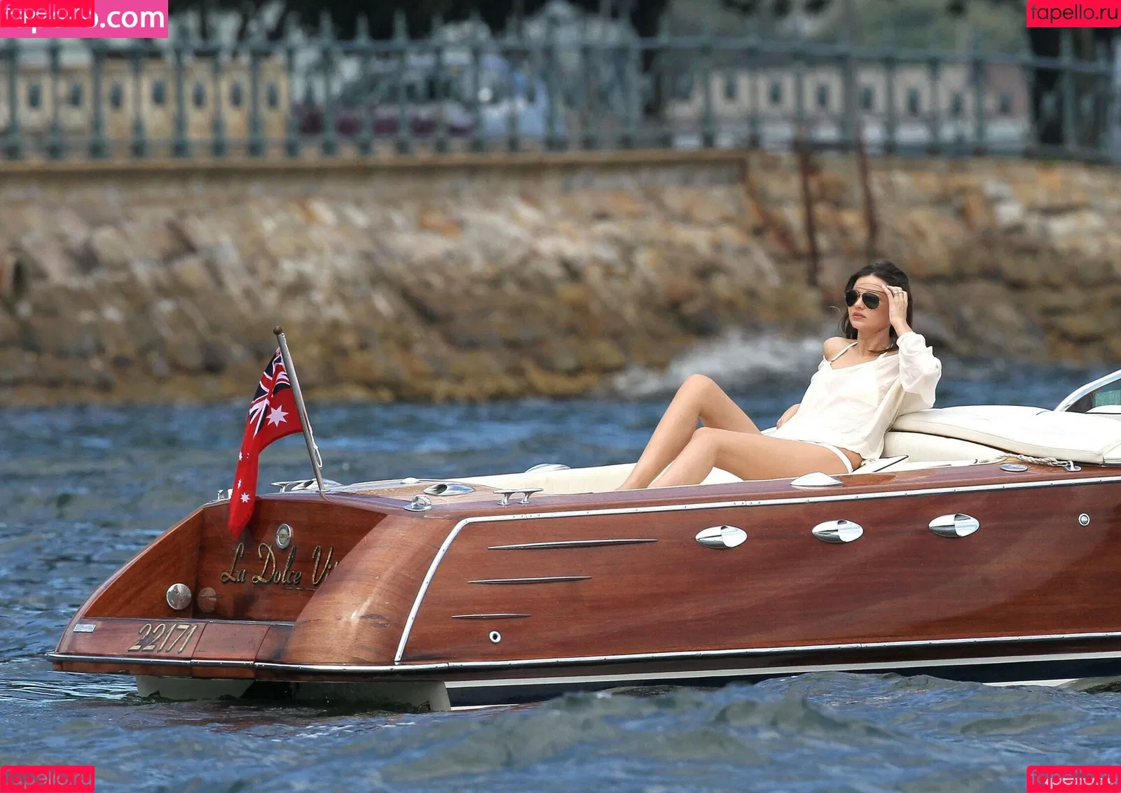 Miranda Kerr / mirandakerr / tsmirandakerr Onlyfans Photo Gallery 