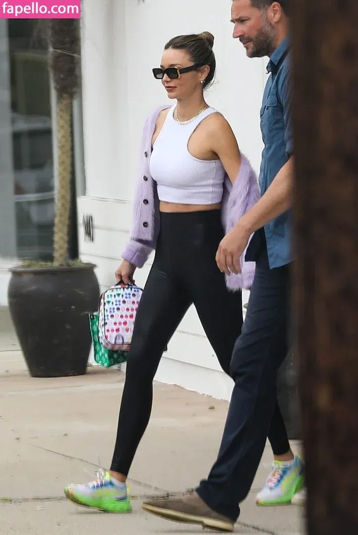 Miranda Kerr / mirandakerr / tsmirandakerr Onlyfans Photo Gallery 