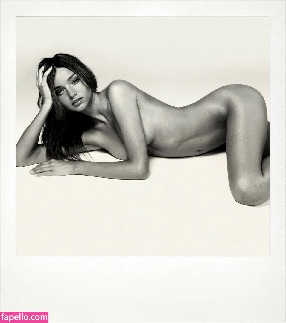 Miranda Kerr / mirandakerr / tsmirandakerr Onlyfans Photo Gallery 
