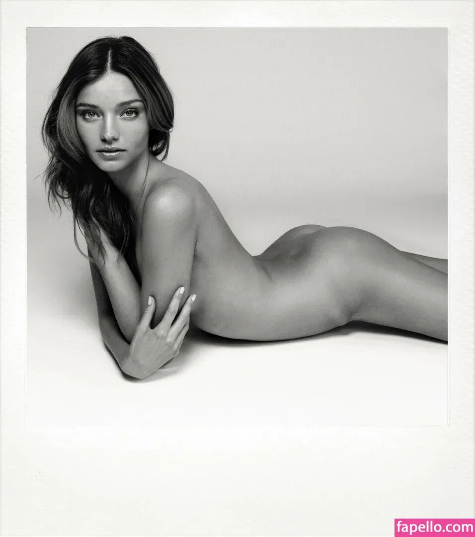 Miranda Kerr / mirandakerr / tsmirandakerr Onlyfans Photo Gallery 