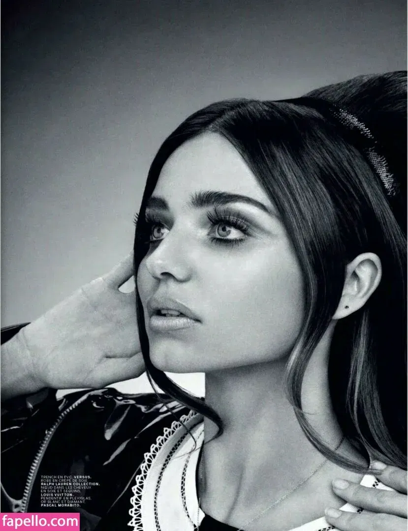 Miranda Kerr / mirandakerr / tsmirandakerr Onlyfans Photo Gallery 