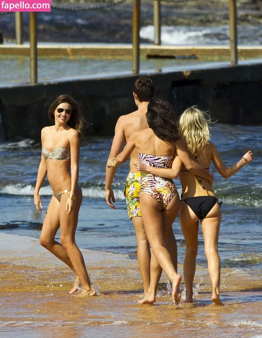 Miranda Kerr / mirandakerr / tsmirandakerr Onlyfans Photo Gallery 