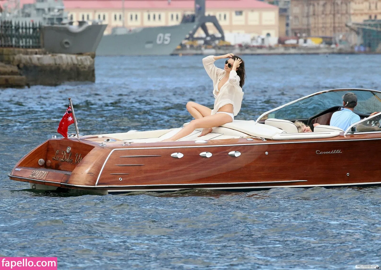 Miranda Kerr / mirandakerr / tsmirandakerr Onlyfans Photo Gallery 