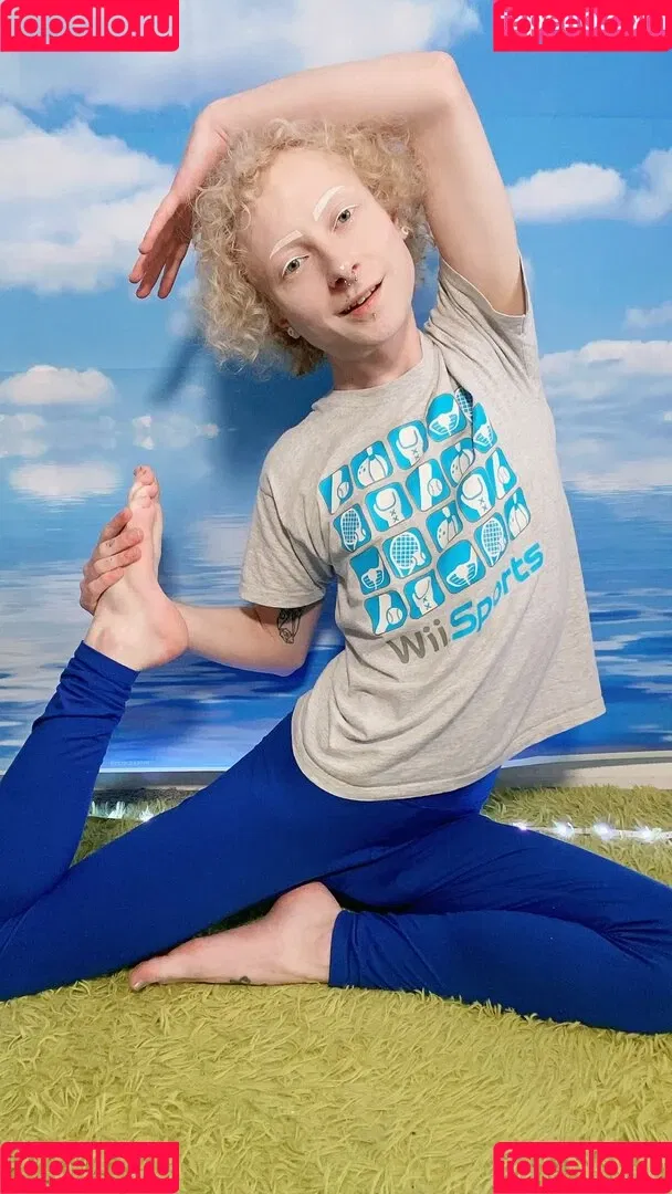 enbyjupiter / isthatjupiter Onlyfans Photo Gallery 