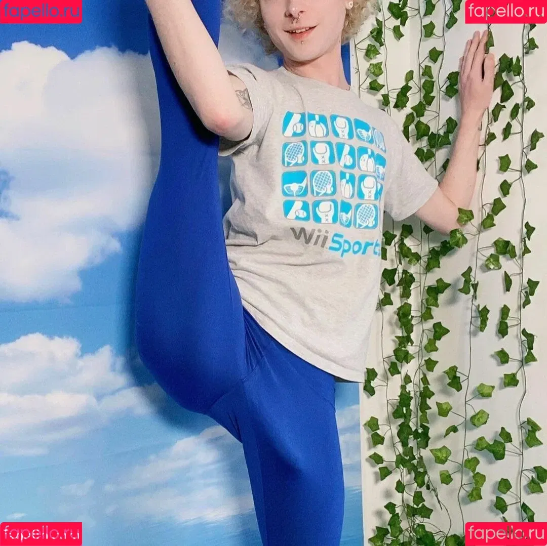 enbyjupiter / isthatjupiter Onlyfans Photo Gallery 