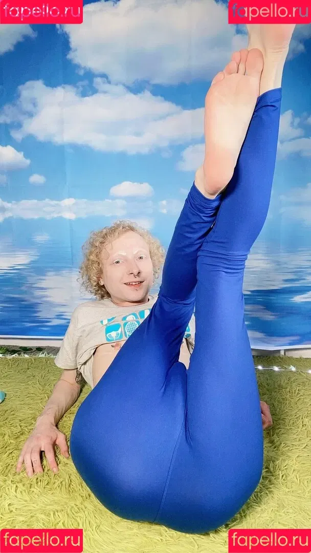 enbyjupiter / isthatjupiter Onlyfans Photo Gallery 