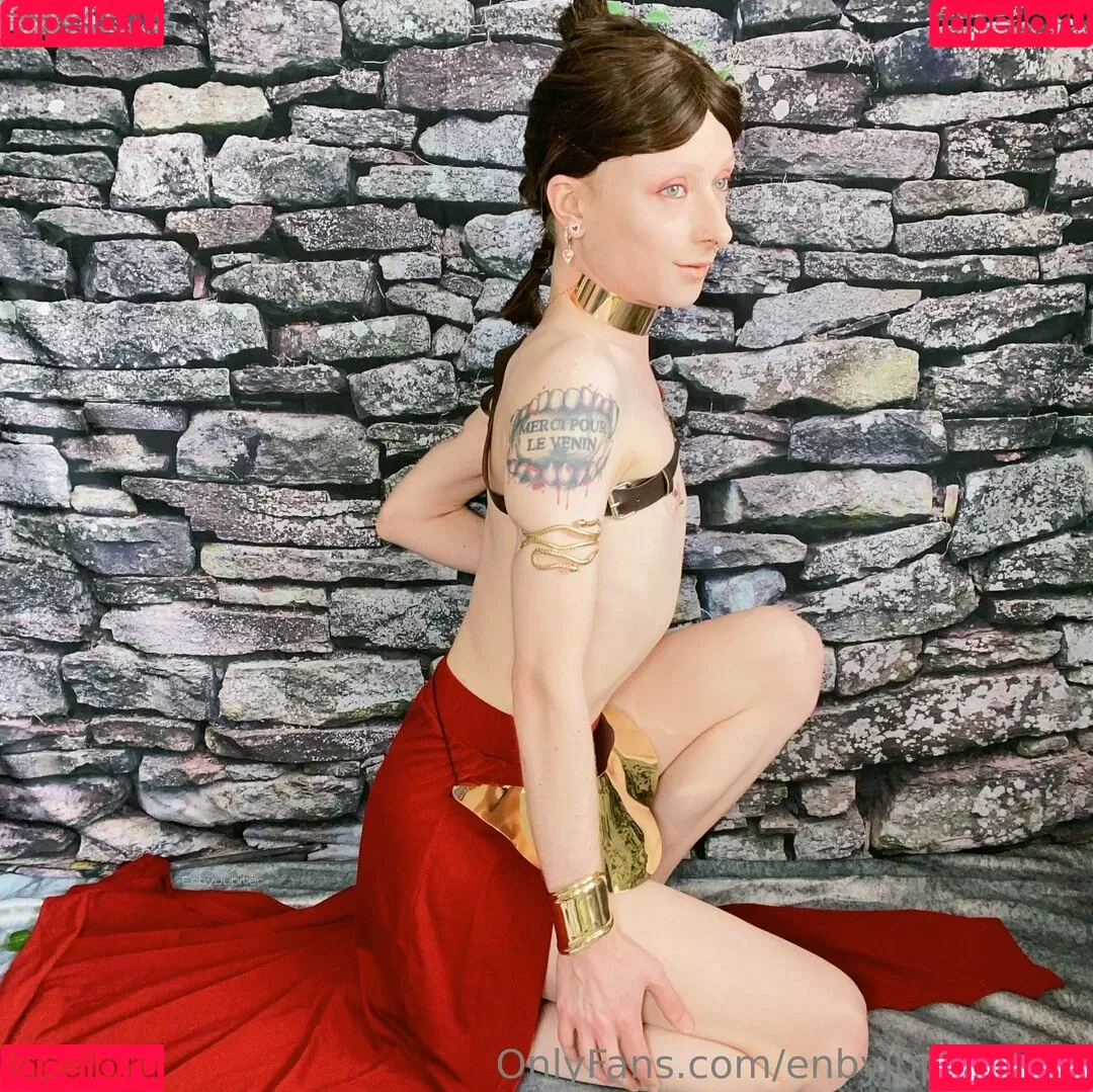 enbyjupiter / isthatjupiter Onlyfans Photo Gallery 