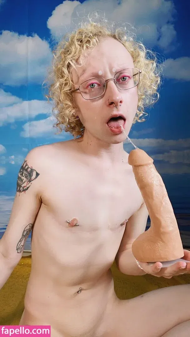 enbyjupiter / isthatjupiter Onlyfans Photo Gallery 