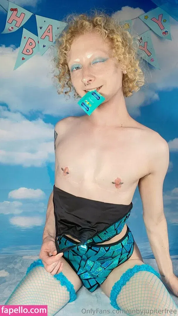 enbyjupiter / isthatjupiter Onlyfans Photo Gallery 