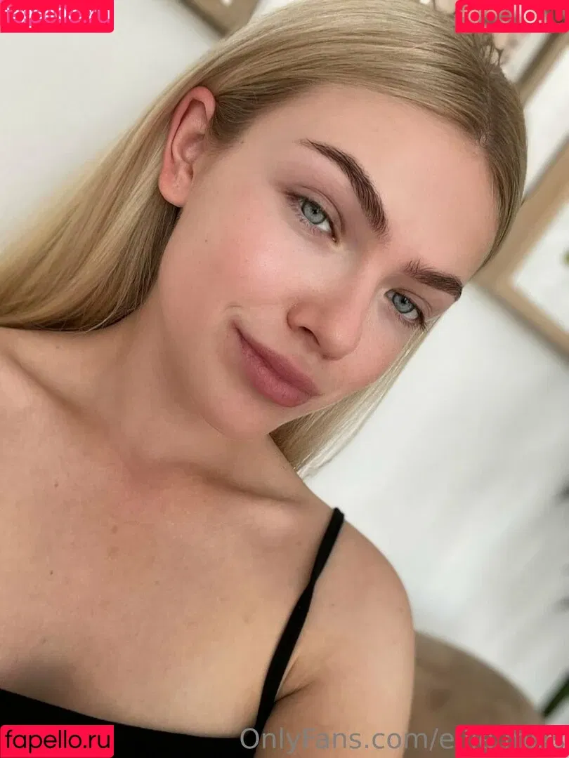 ellie.miss / missellie_o Onlyfans Photo Gallery 