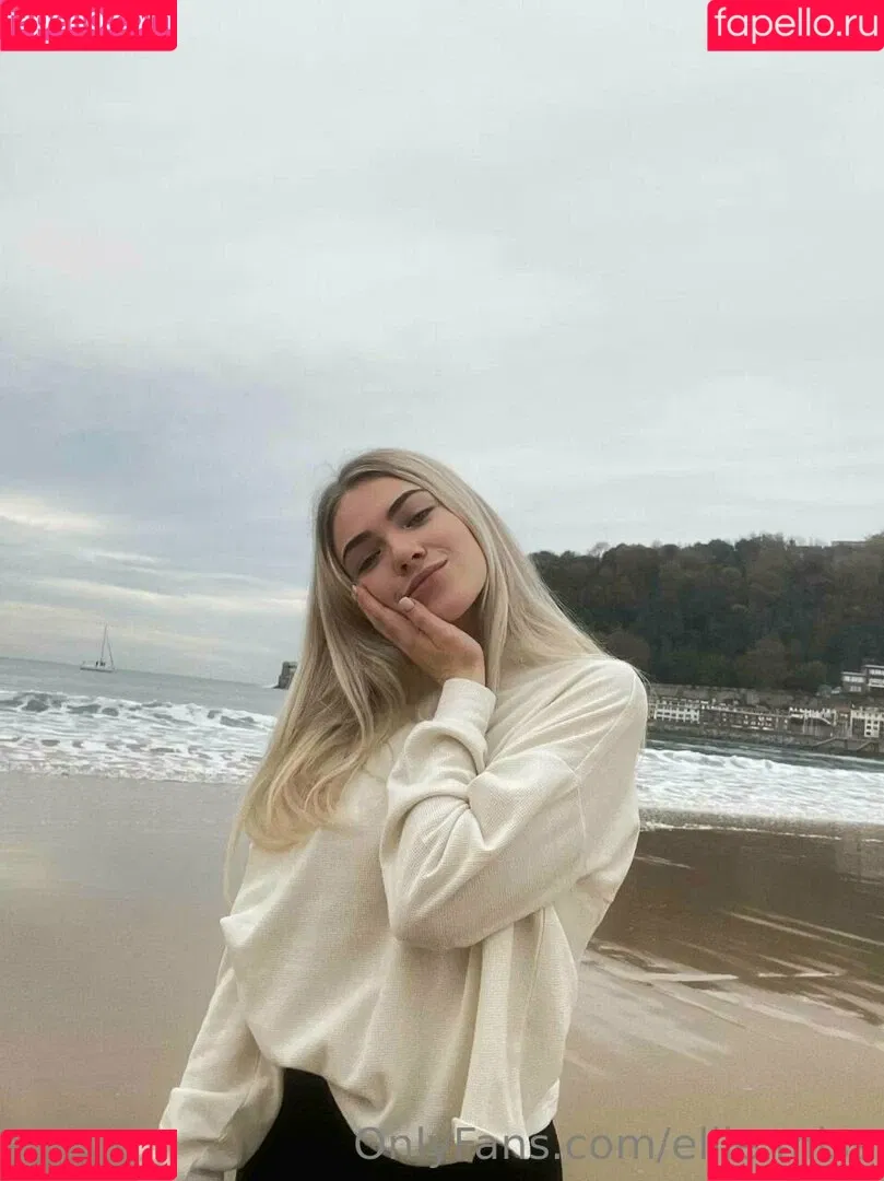 ellie.miss / missellie_o Onlyfans Photo Gallery 