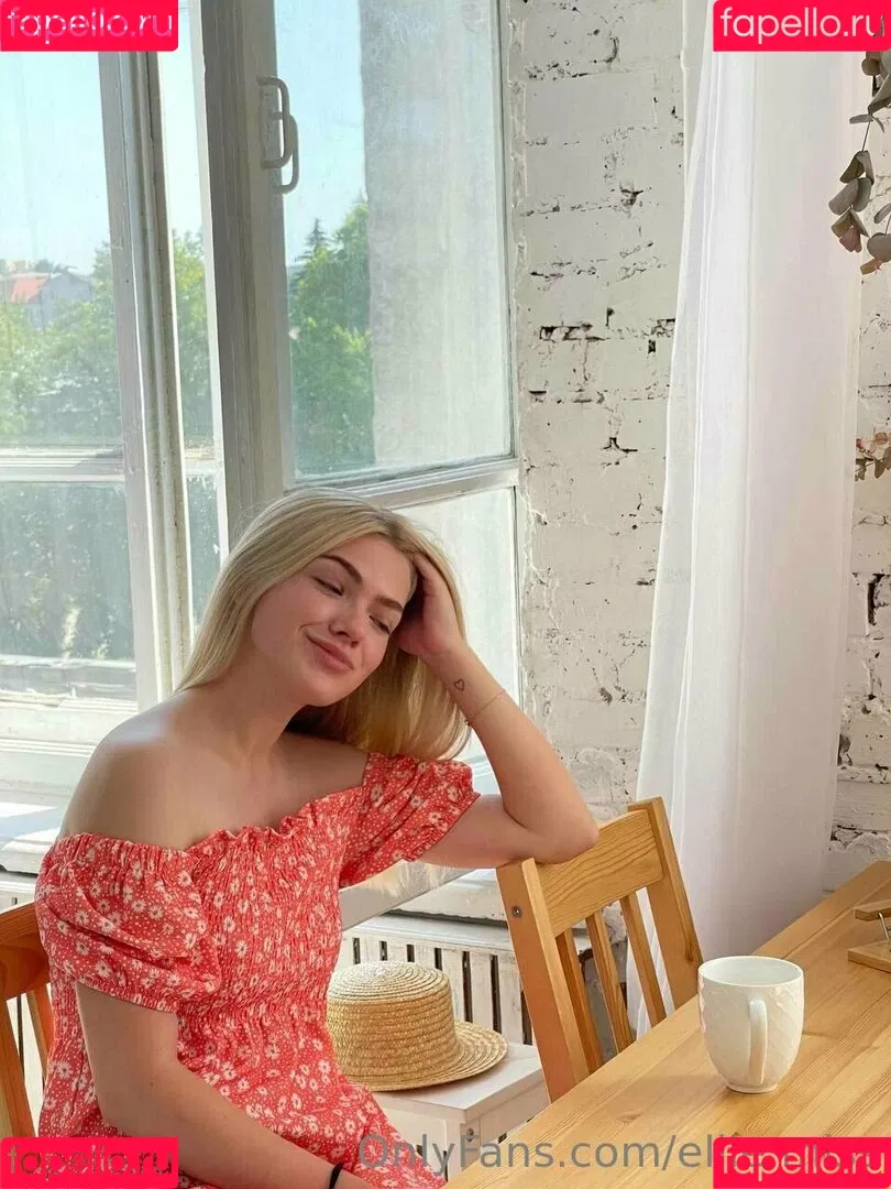 ellie.miss / missellie_o Onlyfans Photo Gallery 