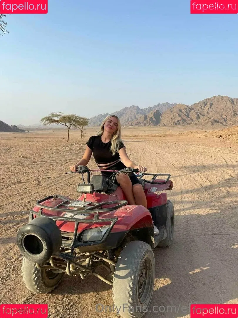 ellie.miss / missellie_o Onlyfans Photo Gallery 