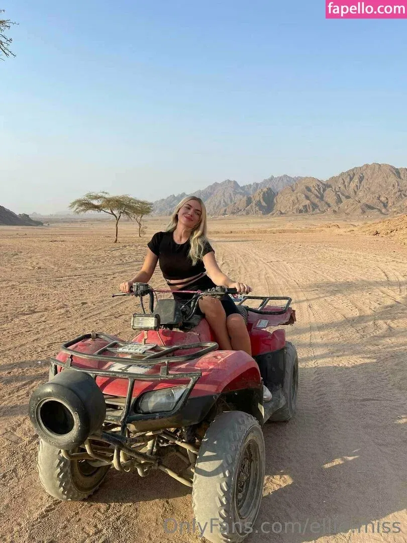 ellie.miss / missellie_o Onlyfans Photo Gallery 