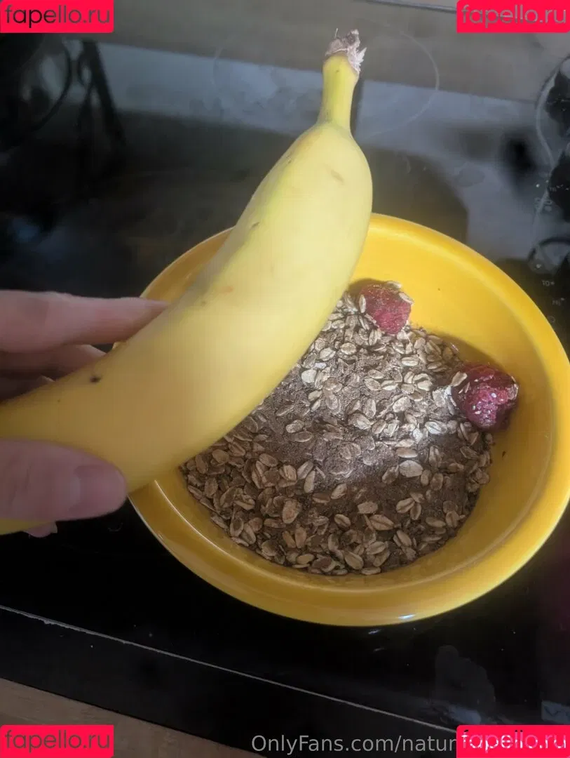 kitchen-Key-1478 / natures.lil.nymp / natures_lil_nymp Onlyfans Photo Gallery 