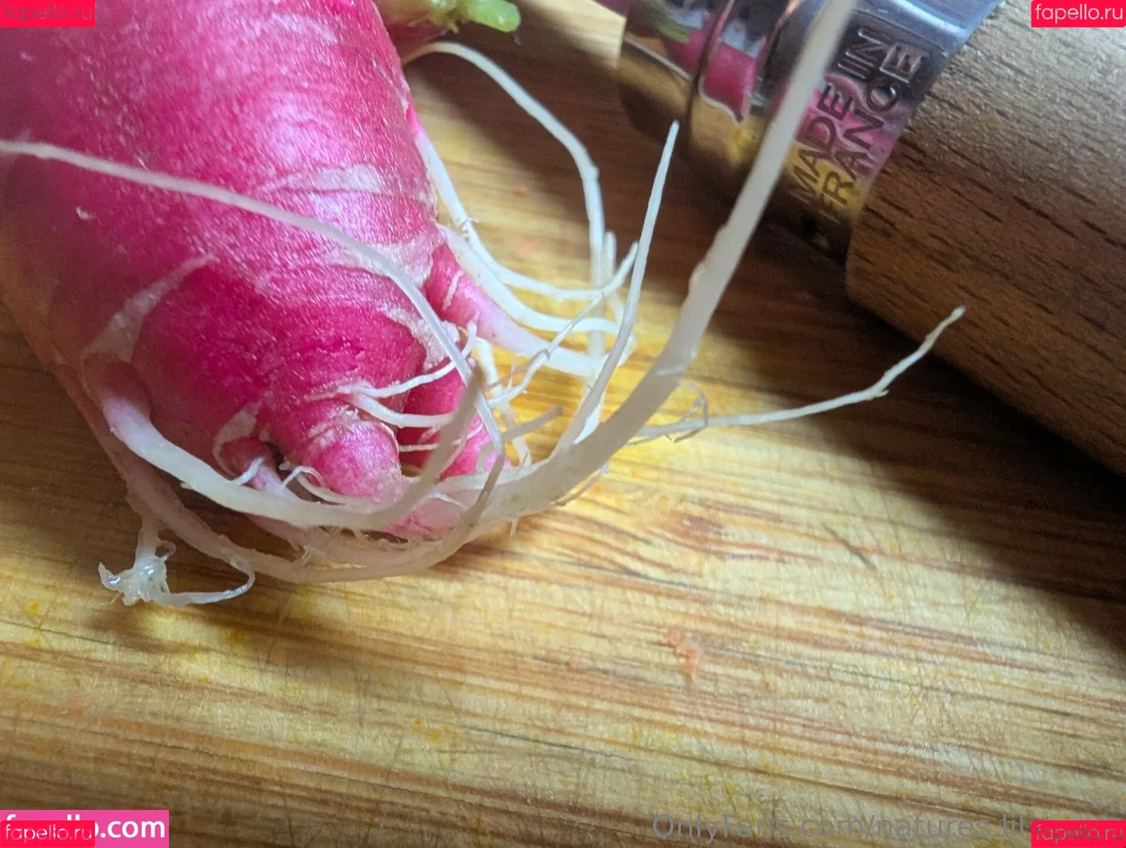 kitchen-Key-1478 / natures.lil.nymp / natures_lil_nymp Onlyfans Photo Gallery 