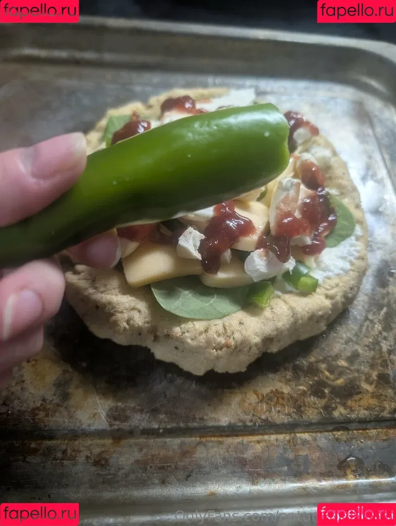 kitchen-Key-1478 / natures.lil.nymp / natures_lil_nymp Onlyfans Photo Gallery 