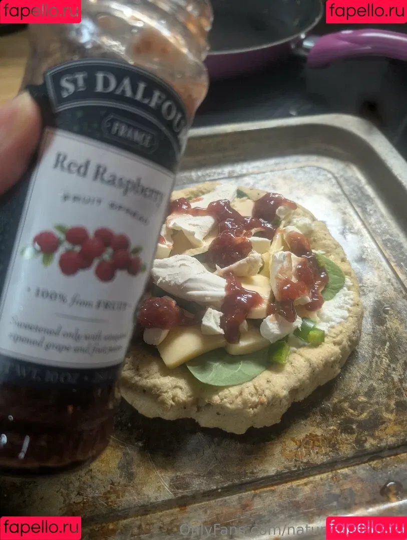 kitchen-Key-1478 / natures.lil.nymp / natures_lil_nymp Onlyfans Photo Gallery 