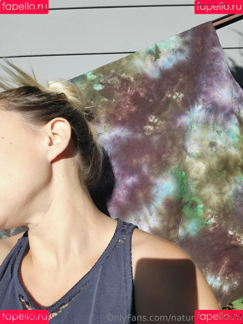 kitchen-Key-1478 / natures.lil.nymp / natures_lil_nymp Onlyfans Photo Gallery 