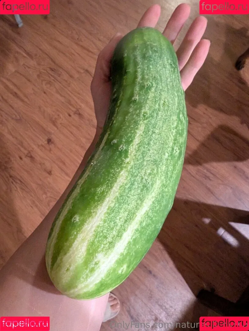 kitchen-Key-1478 / natures.lil.nymp / natures_lil_nymp Onlyfans Photo Gallery 